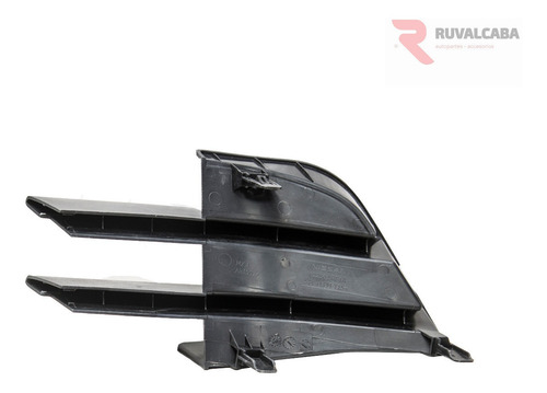 Imagen 2 de 6 de Moldura Defensa Delantera Nissan Kicks 2017-2018