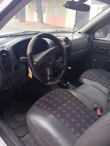 Chevrolet LUV D-MAX 2.5 Cabina Sencilla 4X2 Mt