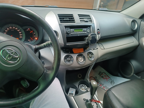 Toyota RAV4 2.4 4x4 Aut. 5p