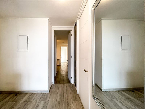 Departamento En Venta De 3 Dormitorios. En Las Condes