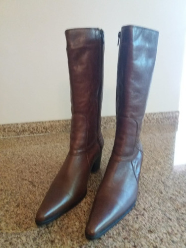 Botas De Cuero Media Caña, Sin Uso.