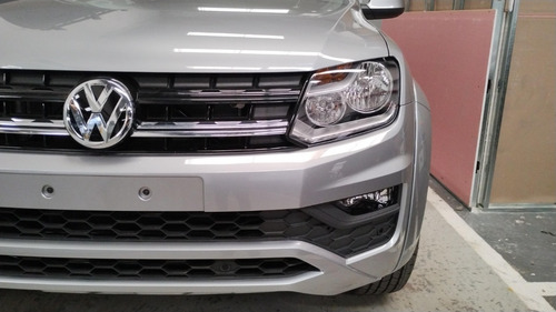 Imagen 10 de 25 de Volkswagen Amarok Dc 2.0 Tdi 180cv Comfortline 4x2 Mt #15