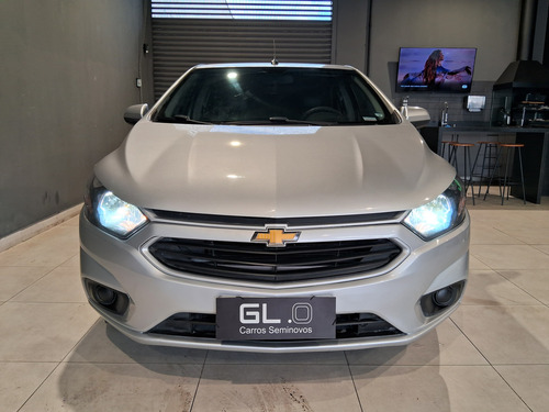 Chevrolet Onix ONIX 1.0 MT LT