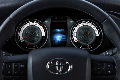 Toyota Hilux 2.8 Cd Srx 177cv 4x4