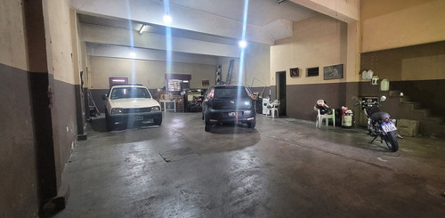 Venta En Block, Casa De 5 Ambiente + Galpón De Loza
