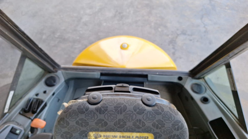 Carregadeira New Holland B110b 2020 4x4 Caç.1m3 7.2t.1º Dono