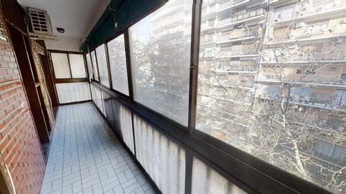 Imagen 6 de 16 de Departamento 3 Ambientes Con Amplio Balcón, Sobre La Av. Corrientes!