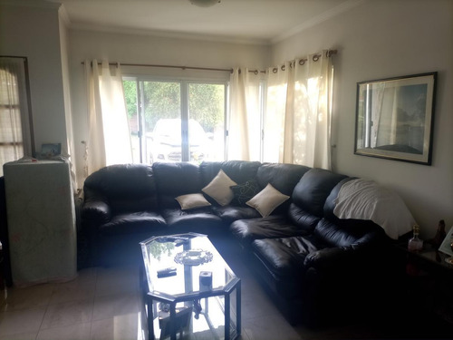 Imagen 9 de 17 de Casa En Alquiler En Campos De Álvarez, 5 Ambientes.