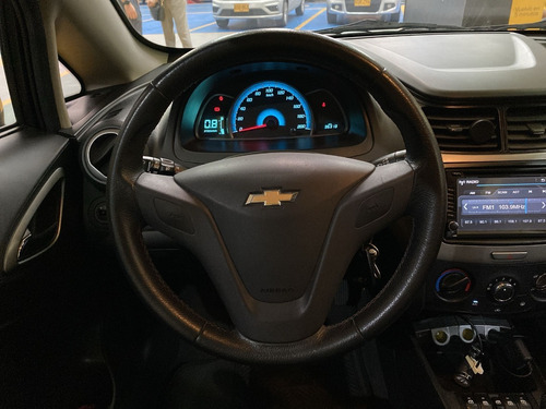 Imagen 18 de 25 de Chevrolet Sail