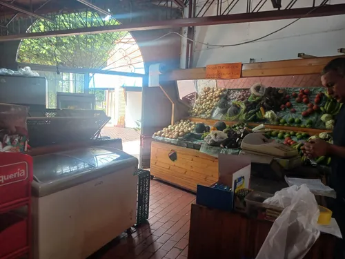 Vendo Local - Cc Pacara