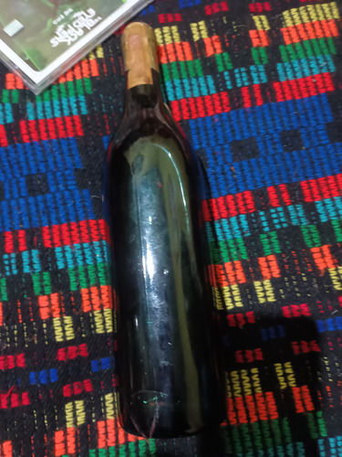 Botella De Licor Coñac Henzi Antigua. Única. Botella (Usado)