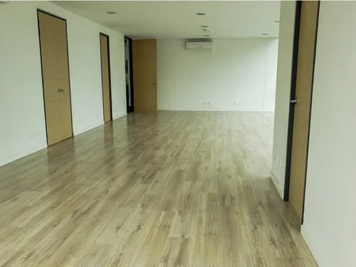 Oficina En Arriendo En Moderna Torre Empresarial En El Poblado