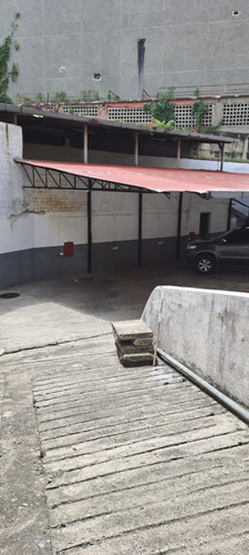 Taller Mecánico O Para Autolavado En El Paraíso
