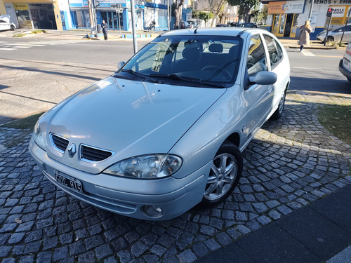 Renault Megane 1.6 Tric Sl Exception