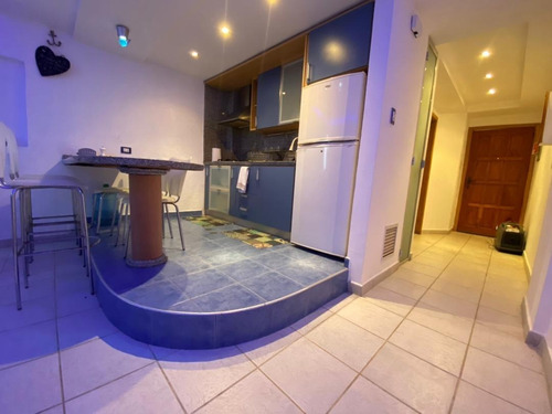 Imagen 5 de 9 de Se Vende Apartamento En Tucacas