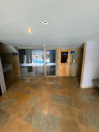 Apartamento Para Arriendo (amoblado O Sin Amoblar)