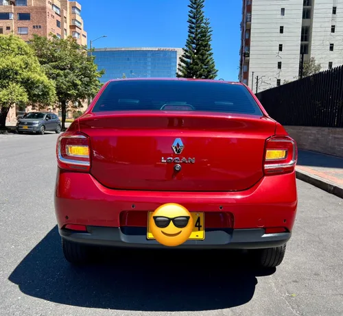 Renault Logan 1.6 Privilege / Intens