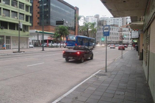 Imagem 27 de 29 de Prédio Comercial Para Locação, Floresta, Porto Alegre. - Pr0014