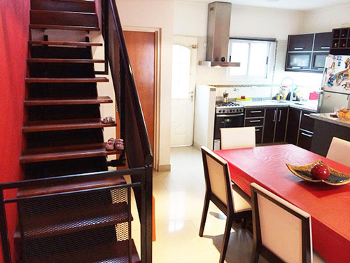 Imagen 2 de 13 de Hermoso Triplex 4 Ambientes.