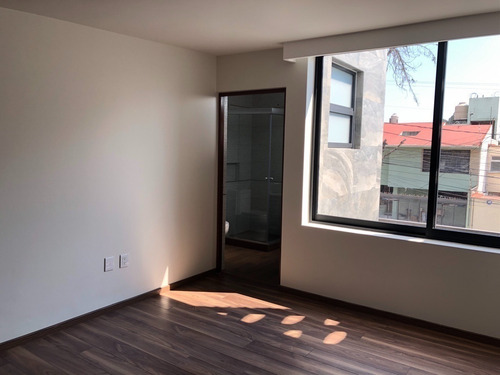 Imagen 8 de 21 de Venta De Casa En Luis Montes De Oca Ciudad Satelite