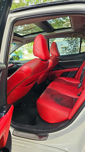 Imagen 10 de 15 de Toyota Camry Xse V6 2018 Americano Clean Car Fax