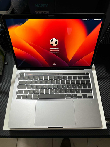 Macbook Pro 13-inch 2020 M2