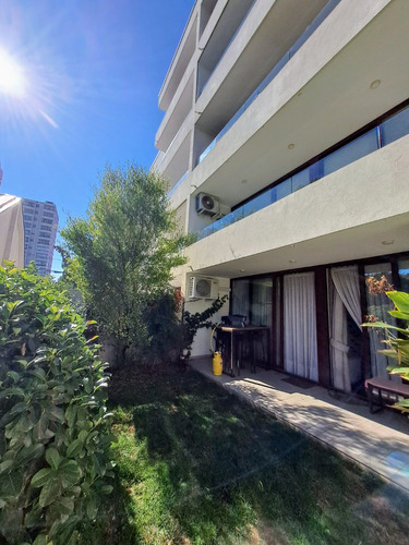 Primer Piso Con Patio Privado