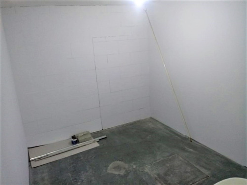 Imagen 4 de 6 de Local Comercial - Excelente Ubicacion