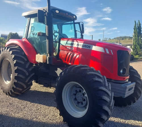 Trator Massey Ferguson 7140 Ano 2012