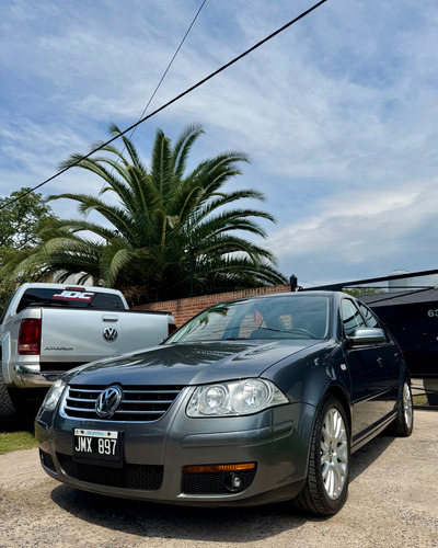 Volkswagen Bora 1.8 Highline T 180cv Cuero
