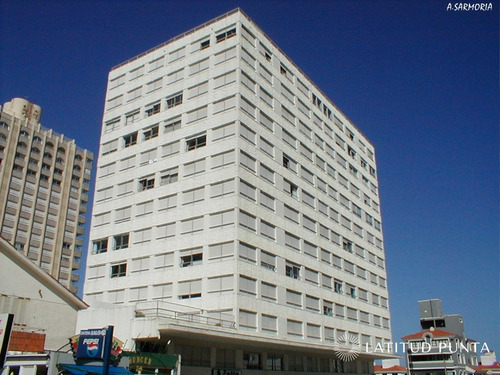 Apartamento En Península- Ref: 826