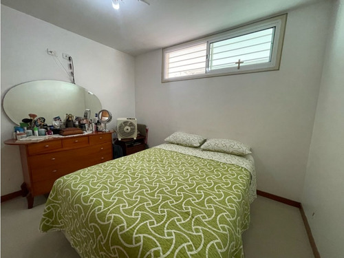 Vendo Apartamento 127m2 Escampadero 3816