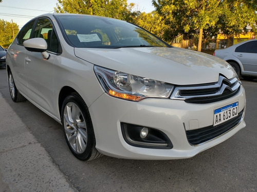 Imagen 7 de 16 de Citroen C4 Lounge Feel Pack 1.6 Hdi