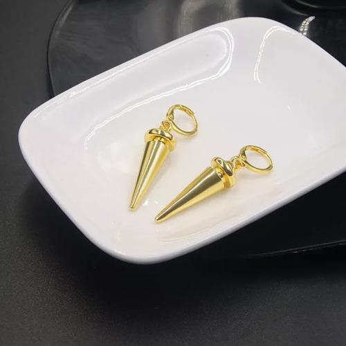 Imagen 2 de 6 de Aros Yor Forger Spy X Family Cosplay Anime Pendientes