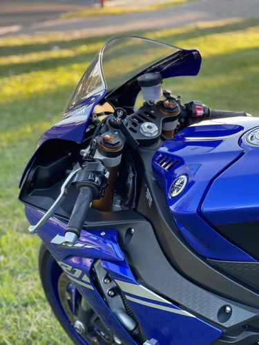 Yamaha R1