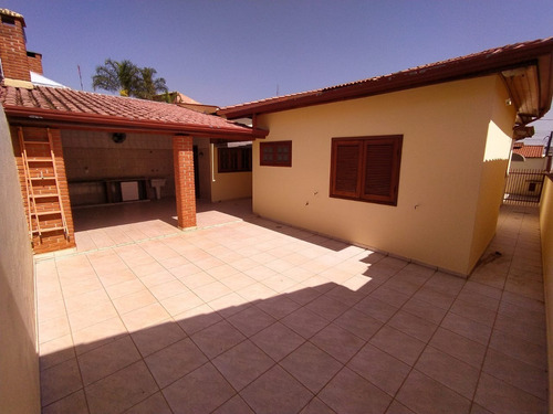 Imagem 3 de 12 de Casa De 3 Dormitórios No Parque São Lourenço - Ca00272 - 68388999