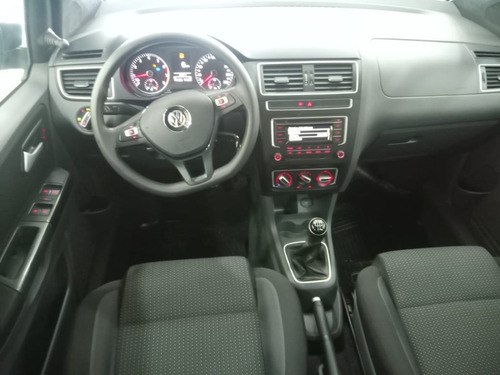 Imagen 14 de 25 de Volkswagen Suran Track 1.6