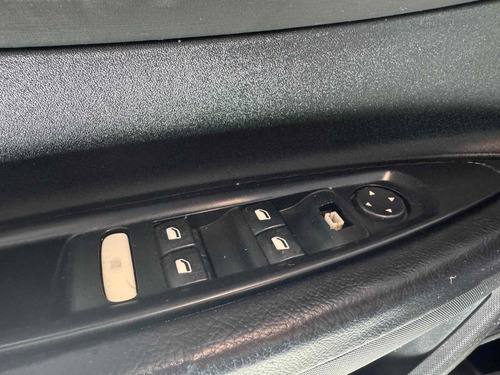 Citroën C4 1.6 GLX COMPETITION 16V FLEX 4P MANUAL