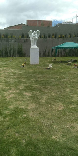Imagen 8 de 9 de Cementerio Jardín Kantutani - Cementerio Los Andes