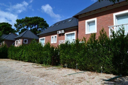 Imagen 2 de 15 de Triplex En Venta - 4 Ambientes - Pinamar