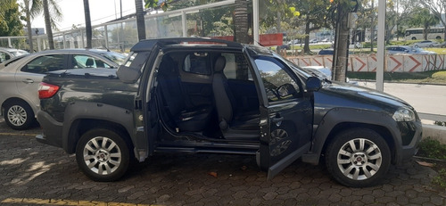 Imagem 7 de 9 de Fiat Strada 1.8 16v Adventure Cab. Dupla Flex Dualogic 3p