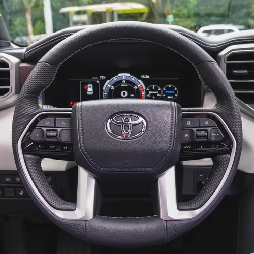 Toyota Sequoia Capstone 2025
