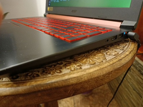 Imagen 4 de 9 de Notebook Gamer Intel_i7 - 8gb - Gtx1050 - 512ssd M2 - Usado