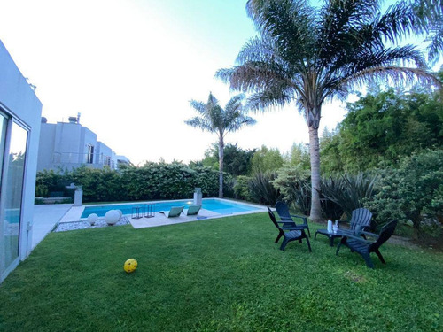Imagen 22 de 23 de Casa De 6 Ambientes En Venta En Altos Del Sol