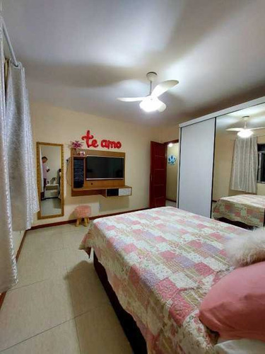 Imagem 10 de 15 de Excelente Apartamento De Dois Quartos À Venda No Em Nilópolis !!! - Siap20101