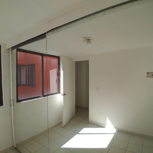 Av. Centenario 3004 B Bosques De Tarango, Cómodo Departamento En 70m2