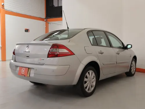 Renault Megane Odeon 2.0 Mt Aa 2ab