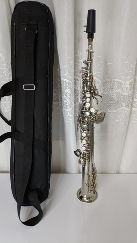 Imagem 1 de 6 de Saxofone Soprano Reto Century Sib Niquelado Sapatilhado