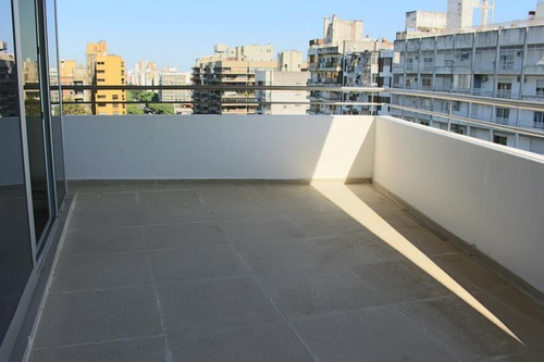 Imagen 9 de 30 de Av. Pellegrini 697 12 02 Nautilo