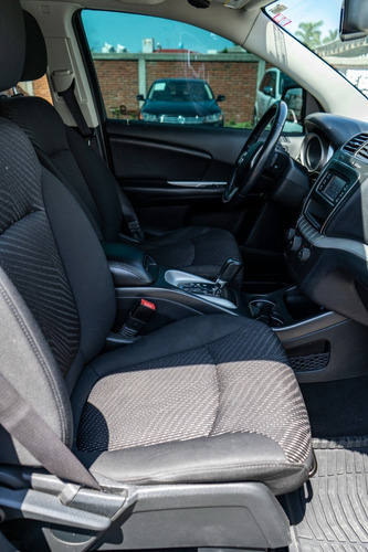 Imagen 14 de 15 de Dodge Journey
